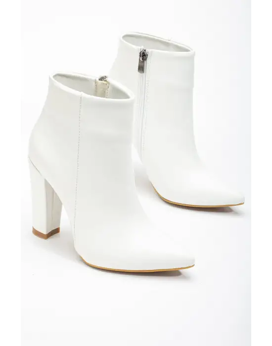 Beyaz Yüksek Kalın Topuklu Fermuarlı Kadın Bot