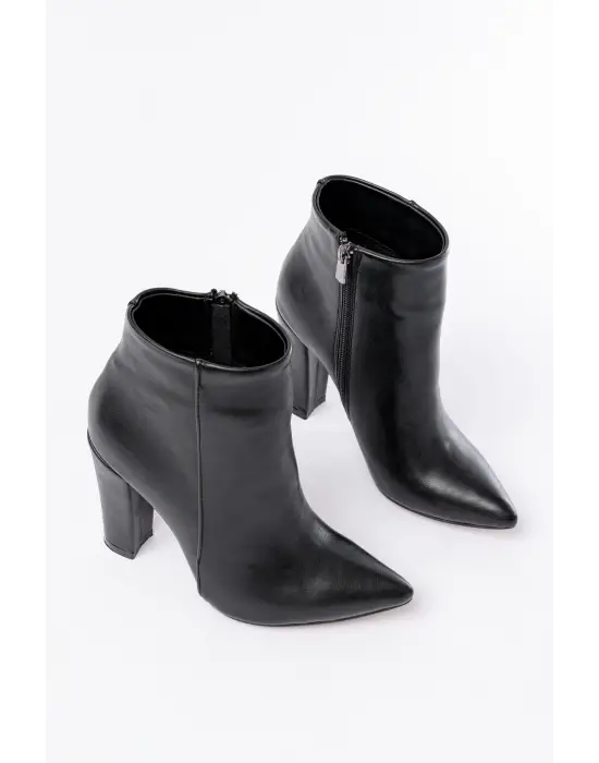 Siyah Yüksek Topuklu Fermuarlı Kadın Bot