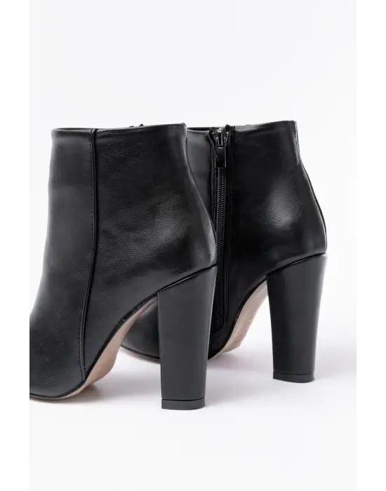 Siyah Yüksek Topuklu Fermuarlı Kadın Bot