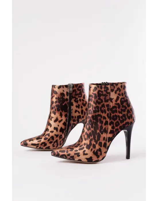 Leopar Yüksek İnce Topuklu Fermuarlı Kadın Bot