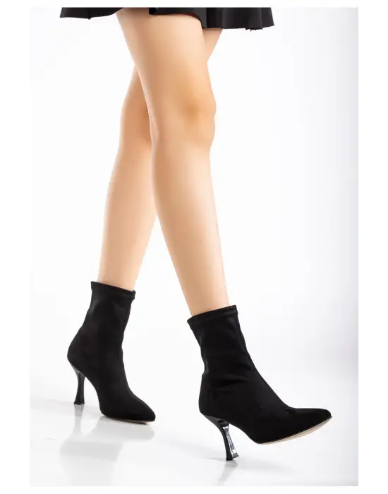 Siyah Süet Yüksek İnce Topuklu Fermuarlı Kadın Bot