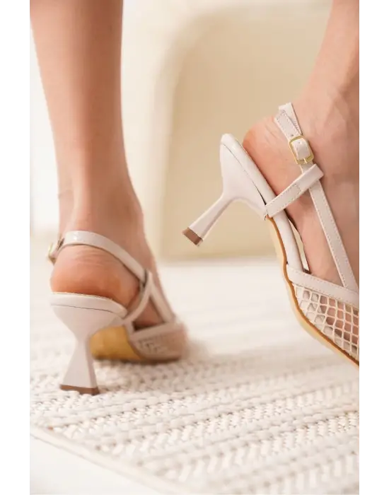 Winstey Kadın Bej Topuklu Ayakkabı