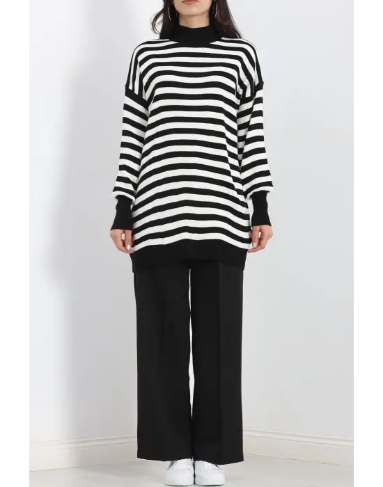 Yarım Balıkçı Yaka Çizgili Oversize Triko Kazak Siyahbeyaz