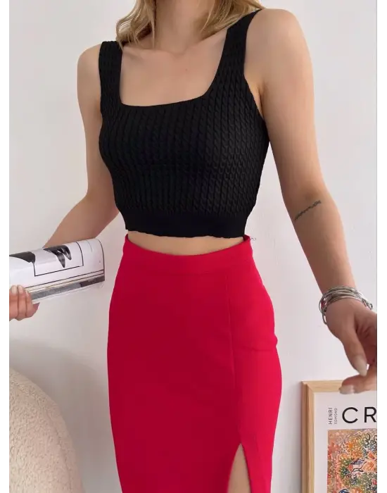 Yırtmaçlı Esnek Kumaş Midi Boy Etek Koyu Kırmızı