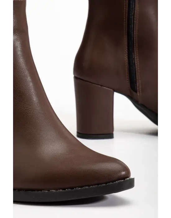 Ysn-4422 Kahve Topuklu Kadın Çizme