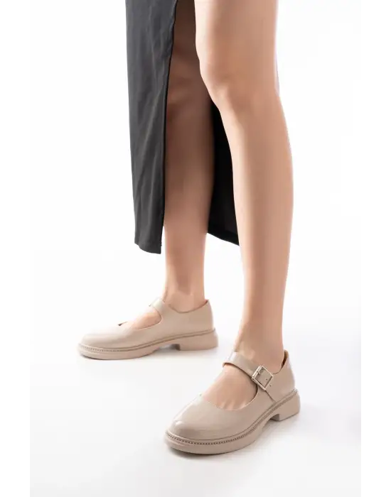 Bej Rugan Günlük Bayan Ayakkabı