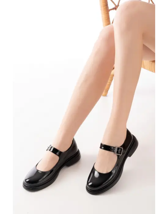 Siyah Rugan Günlük Bayan Ayakkabı