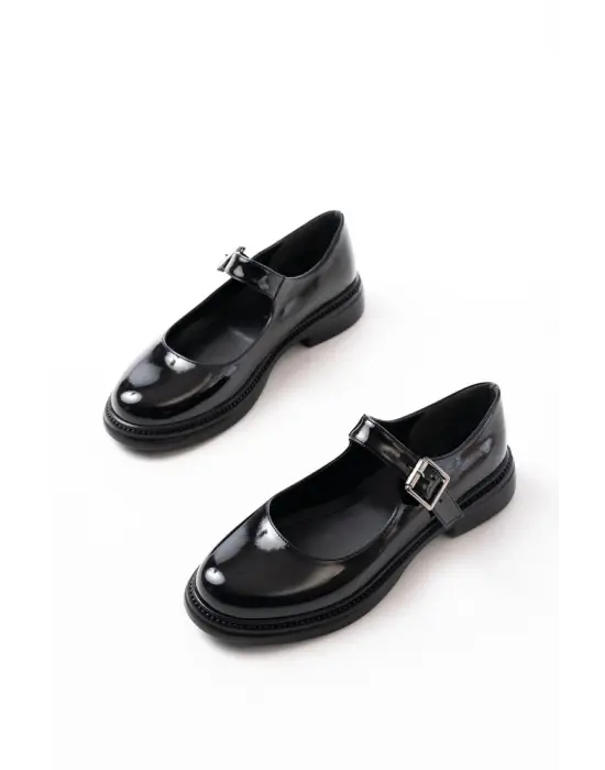 Siyah Rugan Günlük Bayan Ayakkabı