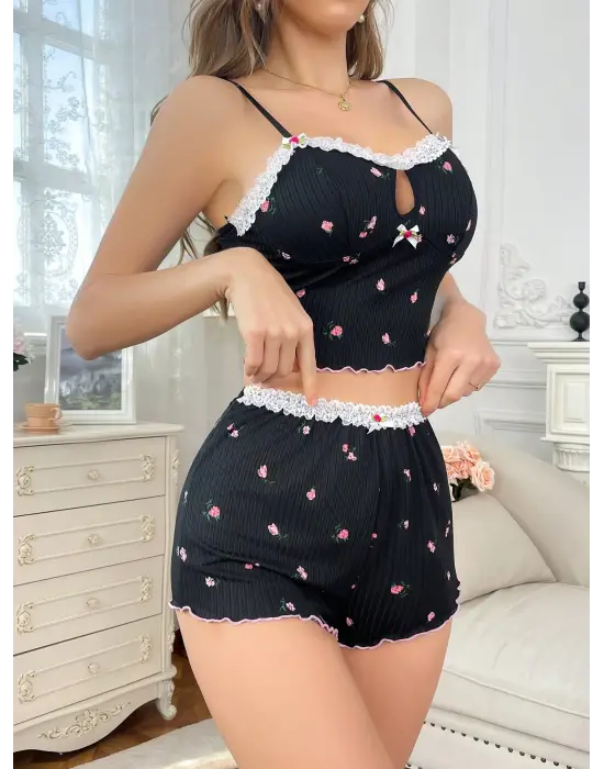 Yumuşak Kumaşlı Çiçekli Şortlu Dantelli Gecelik Takımı, Rahat Ve Şık Ev Giyim,kadın Pijama