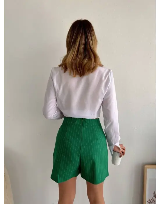 Zincir Detaylı Çizgili Şort Etek