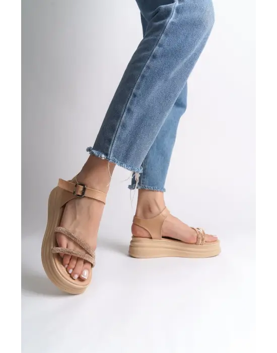 Zlohe Kalın Tokalı Taşlı Şeritli Ortopedik Taban Kadın Sandalet Tt - Ten