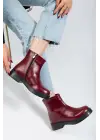 02-3033 Bordo Kırışık Rugan Fermuarlı Günlük Kadın Bot