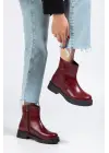 02-3033 Bordo Kırışık Rugan Fermuarlı Günlük Kadın Bot