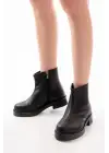 Siyah Fermuarlı Günlük Kadın Bot