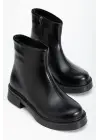 02-3033 Siyah Kırışık Rugan Fermuarlı Günlük Kadın Bot