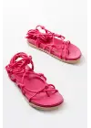 Fuşya Bilekten Bağcıklı Kadın Sandalet