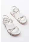 1001-1120 Beyaz Gümüş Taşlı Günlük Kadın Sandalet