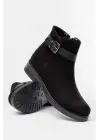 Siyah Süet Toka Aksesuarlı Fermuarlı Günlük Kadın Bot