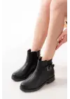 Siyah Toka Aksesuarlı Fermuarlı Günlük Kadın Bot