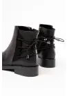 Siyah Arka Bağcık Aksesuarlı Fermuarlı Günlük Kadın Bot