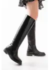 2024-3007 Siyah Kroko Fermuarlı Günlük Kadın Çizme