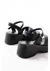 24414-1005 Siyah Günlük Çapraz Dolgu Topuk Kadın Sandalet