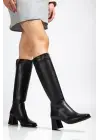 4804 Siyah Cilt Fermuarlı Günlük Bayan Çizme