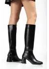 4804 Siyah Kırışık Fermuarlı Günlük Bayan Çizme