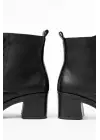 Siyah Bağcıklı Fermuarlı Kalın Topuklu Günlük Kadın Bot