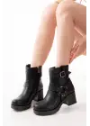 Siyah Toka Aksesuarlı Fermuarlı Kalın Topuklu Günlük Kadın Bot