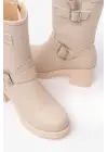 Bej Toka Aksesuarlı Fermuarlı Kalın Topuklu Günlük Kadın Bot