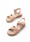 692-564 Bej Ortopedik Taban Çapraz Tokalı Kadın Sandalet