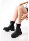 Siyah Fermuarlı Günlük Kadın Bot