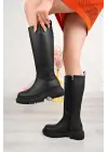 Siyah Fermuarlı Günlük Kadın Çizme