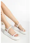 Beyaz Dolgu Topuk Kadın Sandalet