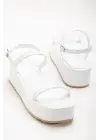 Beyaz Dolgu Topuk Kadın Sandalet
