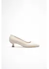 Bej Kadın Günlük Kısa Topuklu Stiletto Ayakkabı TR20MS03B