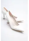 Beyaz Sivri Burun Orta Topuklu Kadın Stiletto TR20MS02B