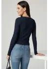 Çıtçıt Detaylı Bluz Lacivert T4343