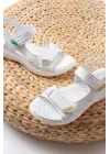 DM-363  Beyaz Baret Cırtlı Dikişli Günlük Kadın Sandalet
