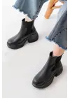 Siyah Yüksek Tabanlı Lastikli Günlük Kadın Bot