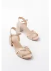 K-11 Bej Günlük Çapraz Topuklu Kadın Sandalet