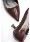 Kadın Acı Kahve Kırışık Rugan Kısa Topuklu Stiletto Ayakkabı TR20MS03D