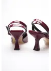 Kadın Bordo Rugan Topuklu Ayakkabı TR03MS02D