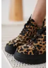 Kadın Gizli Topuk Siyah Taban Leopar Spor Ayakkabı TR10MS01K