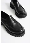 Kadın Günlük Siyah Loafer Ayakkabı TR10MS02A