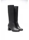Kadın Kışlık Siyah Kalın Topuklu Çizme TR12MK05A