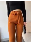 Kendinden Kemerli Triko Pantolon Camel