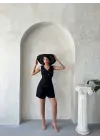 Kuşaklı Şortlu Tulum