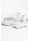 Milena Beyaz Cilt Toka Detaylı Sandalet